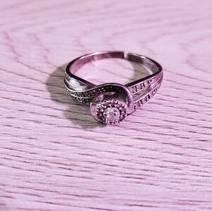 Natural Diamond Twist Engagement Ring Sterling Silver 925 (Size 8)